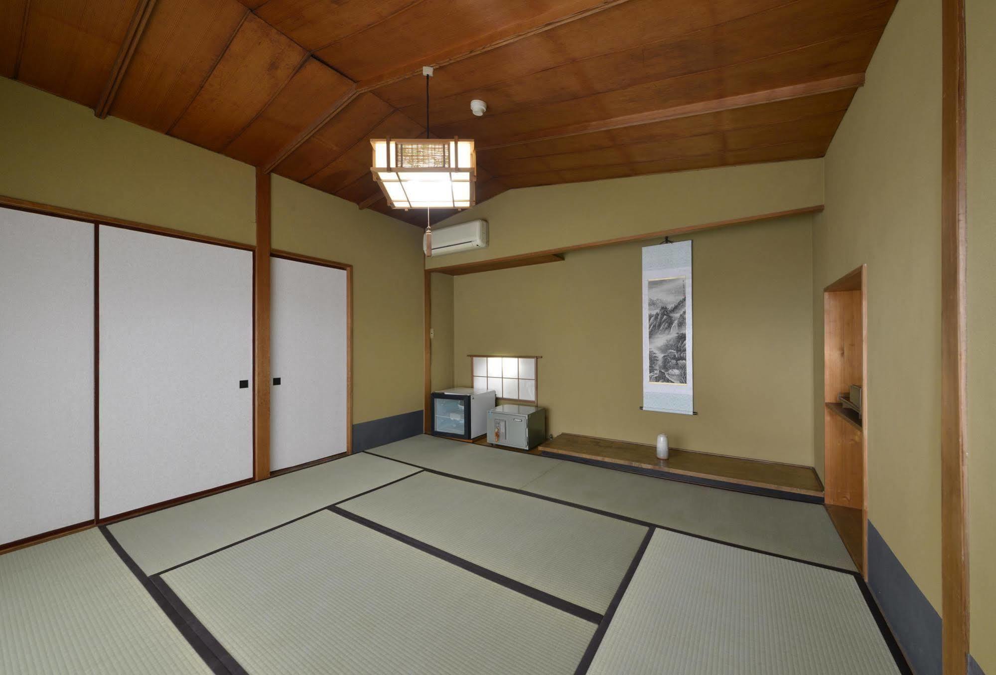 Zen Hostel Yamanouchi  Esterno foto